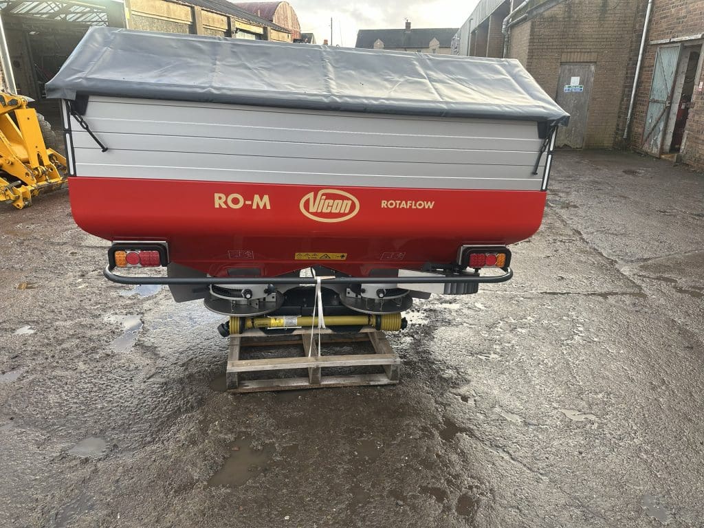 VICON RO-M SPREADER – image 3