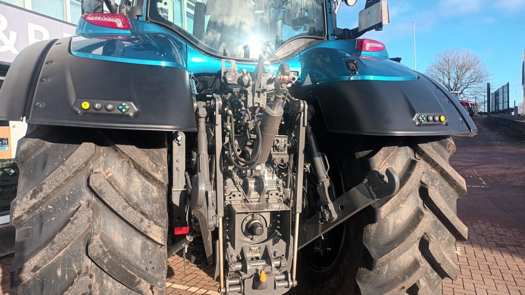 Valtra Q265 – image 2