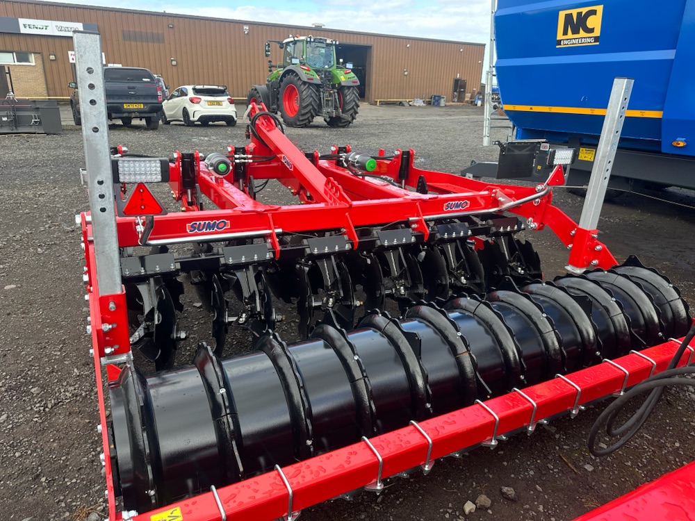Sumo 3m mounted cultivator – image 3